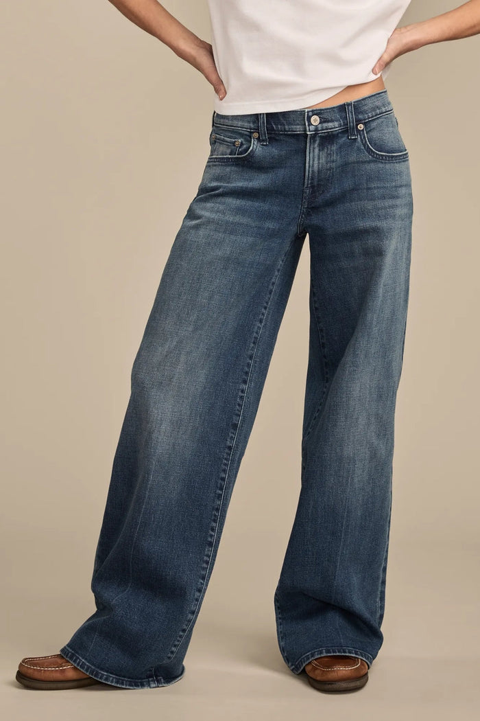 [144121-430] WOMENS LUCKY BRAND MID RISE SWEET WIDE LEG - SET IT FREE WASH rubbersoled