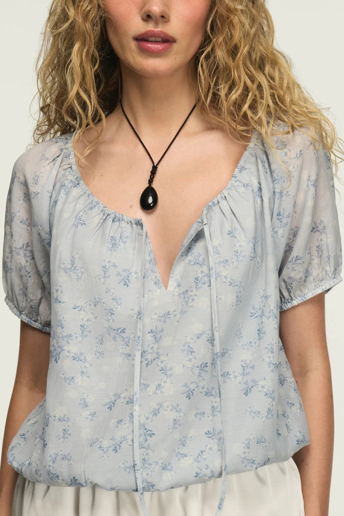 [157946-420] WOMENS LUCKY BRAND SHORT SLEEVE BUBBLE TOP - BLUE FLORAL rubbersoled