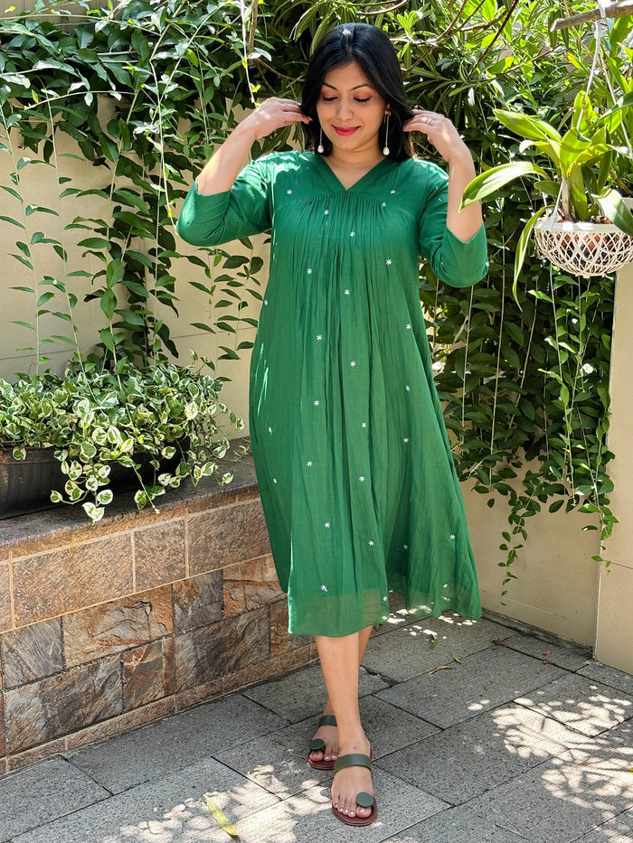 Green mul cotton Alia cut kurti with floral thread embroidery detailings MBS-862