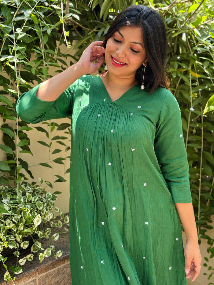 Green mul cotton Alia cut kurti with floral thread embroidery detailings MBS-862