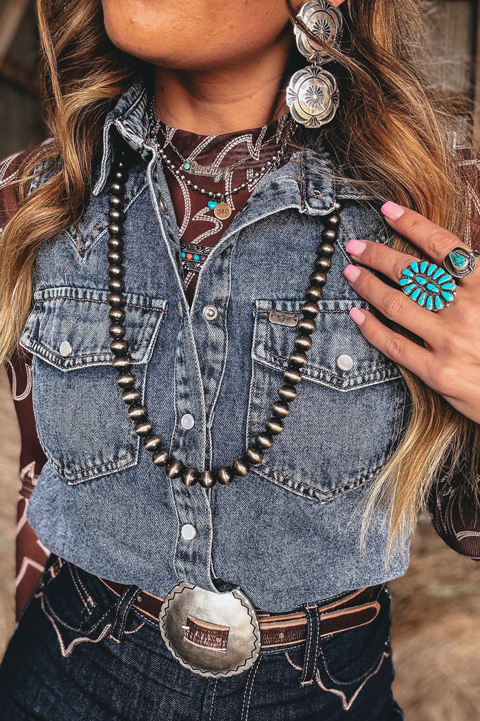 Ashleigh Blue Solid Denim Button Front Pocket Sleeveless Cowboy Vest Shewin