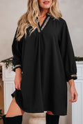 Black Contrast Trim V Neck Bracelet Sleeve Shift Mini Dress Shewin