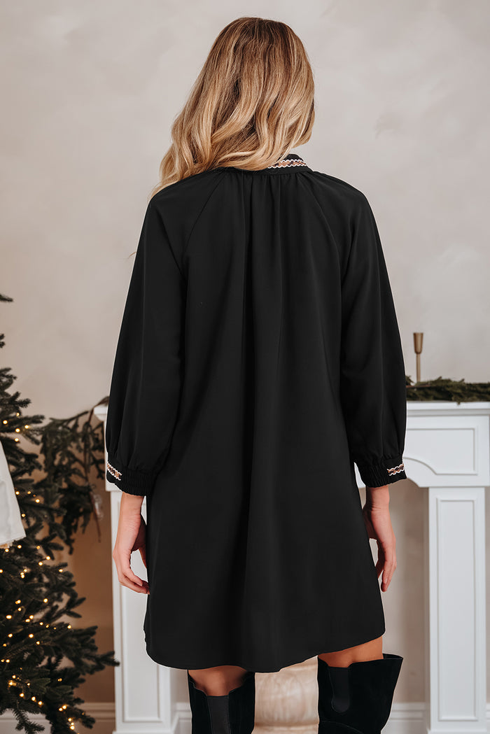 Black Contrast Trim V Neck Bracelet Sleeve Shift Mini Dress Shewin
