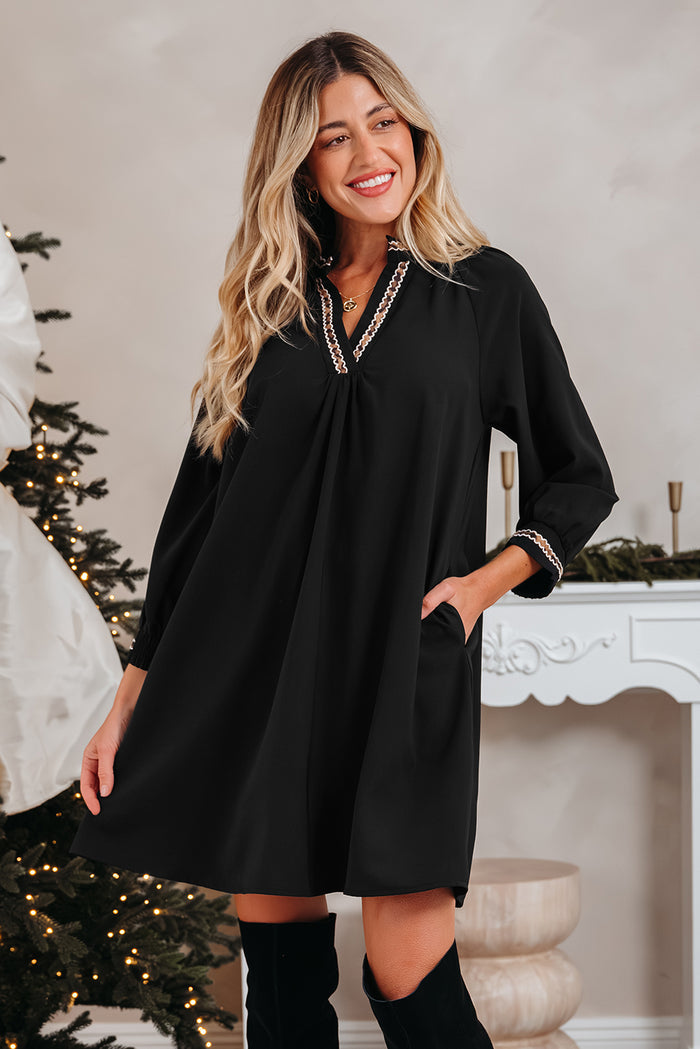 Black Contrast Trim V Neck Bracelet Sleeve Shift Mini Dress Shewin