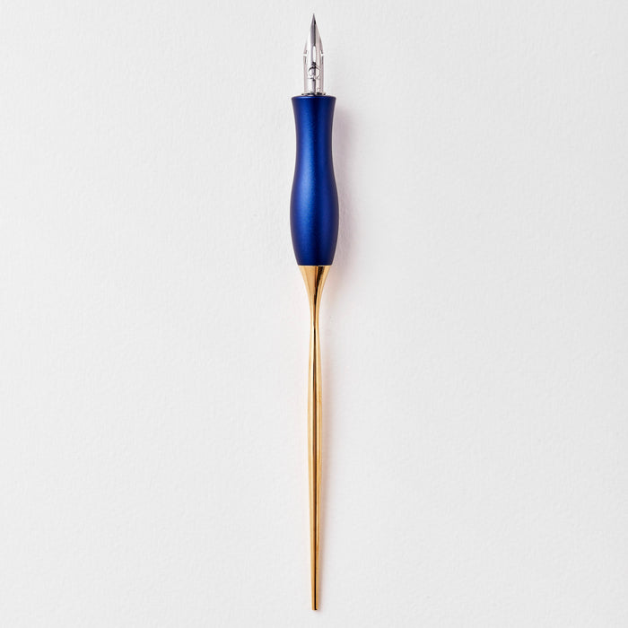 The Bloom calligraphy pen with straight nib setting in Bluebell