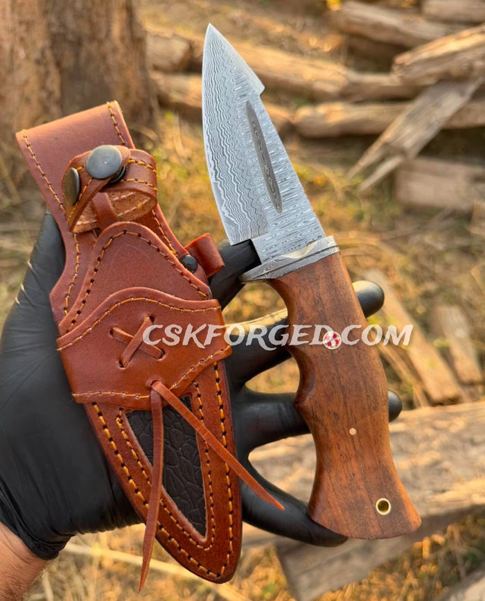 Bobcat Damascus Steel Hunting Knife Rose Wood Handle cskforged