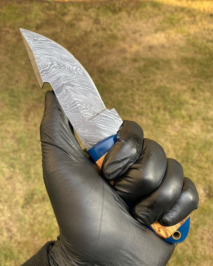Camping knife Handmade Damascus Steel Hunting Knife cskforged