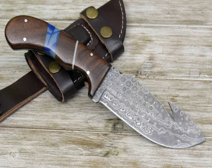 CAPTAIN PERSONALIZED KNIFE WITH EXOTIC ROSEWOOD AND TURQUOISE HANDLE cskforged