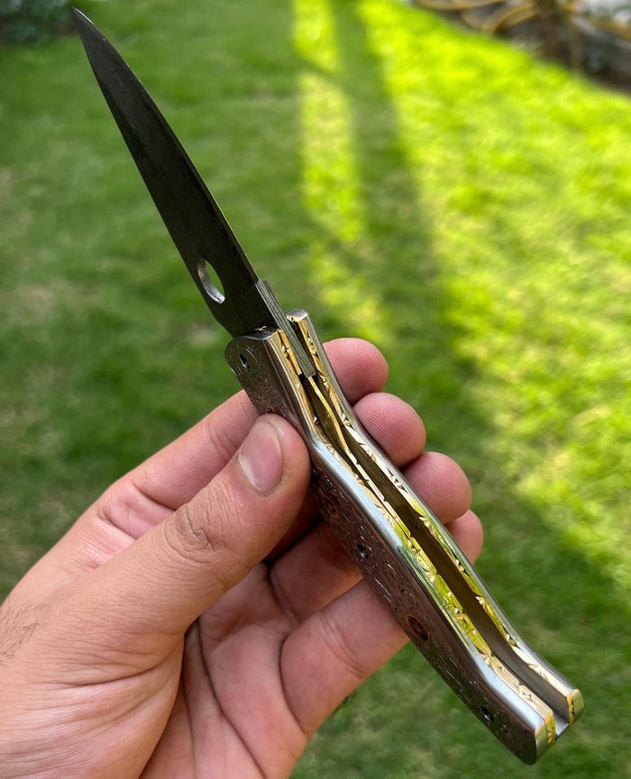 Custom Handmade Damascus steel Blade EDC Folding Pocket Knife cskforged