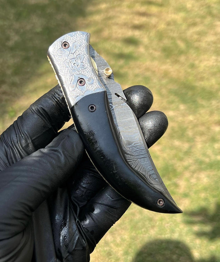 Custom Handmade Damascus steel Blade EDC Folding Pocket Knife cskforged