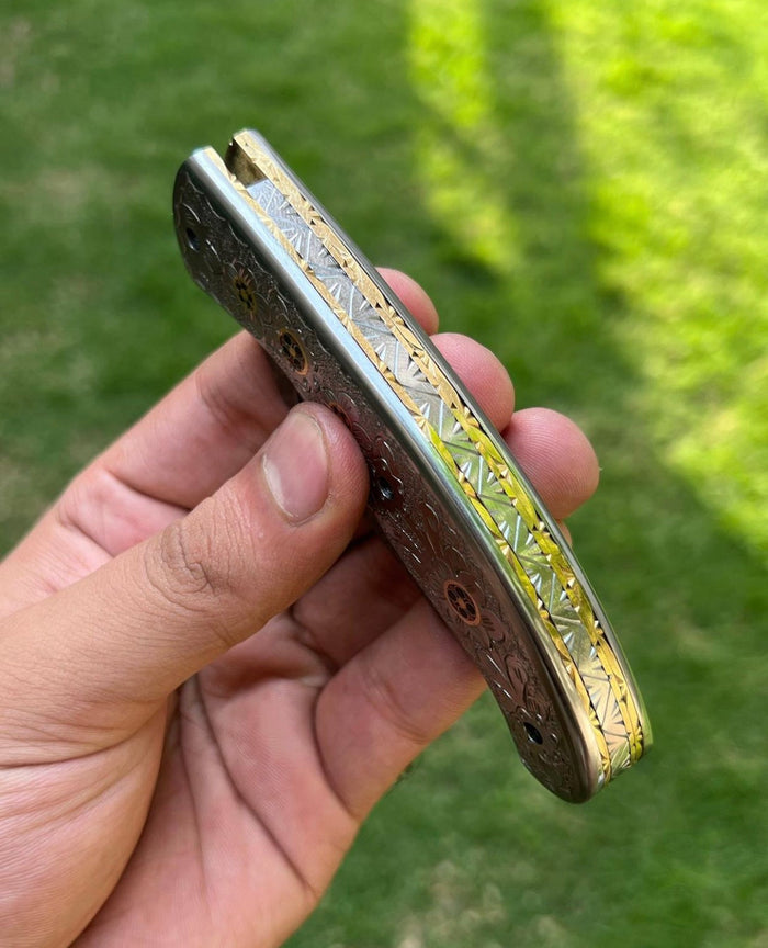 Custom Handmade Damascus steel Blade EDC Folding Pocket Knife cskforged