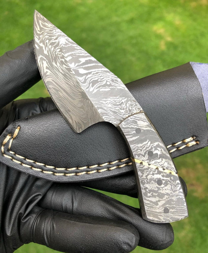 Custom Handmade Full Tang Damascus EDC knife cskforged