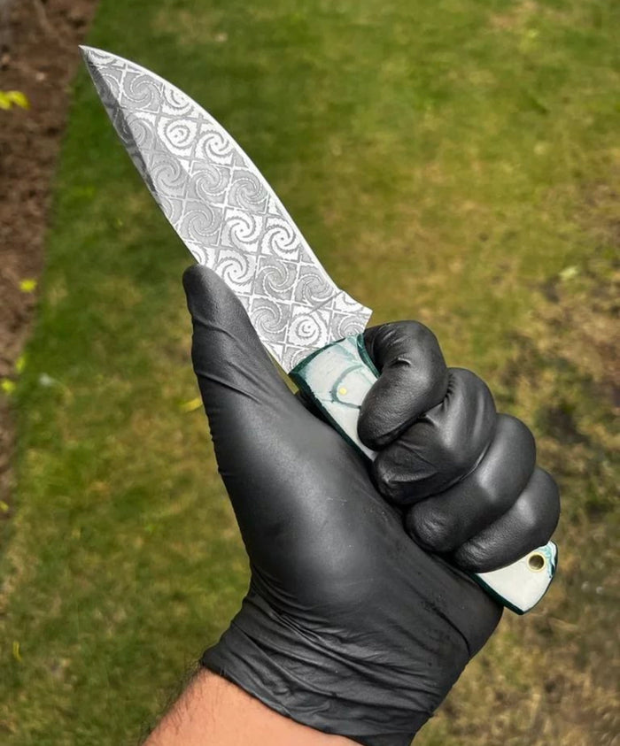 D2 Steel Full Tang Laser Engraved Blade Hunting knife cskforged