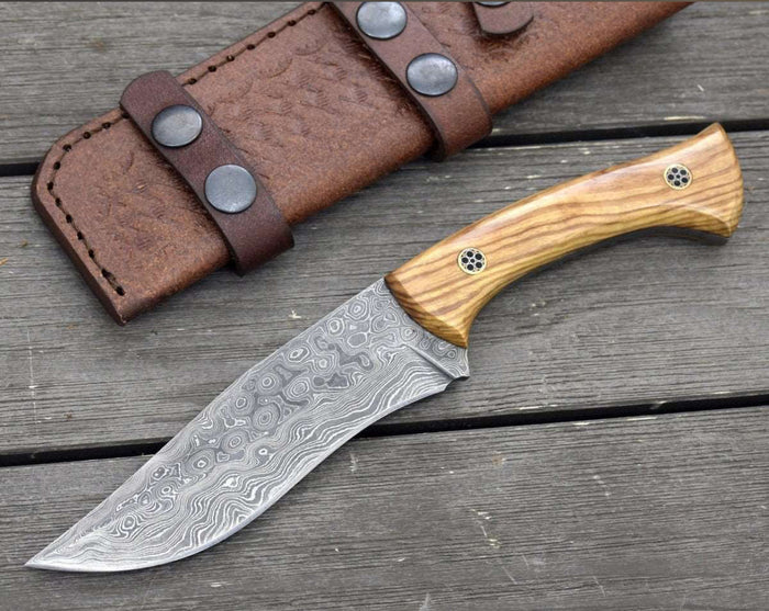 DAMASCUS Hunting KNIFE WITH EXOTIC OLIVE WOOD HANDL cskforged