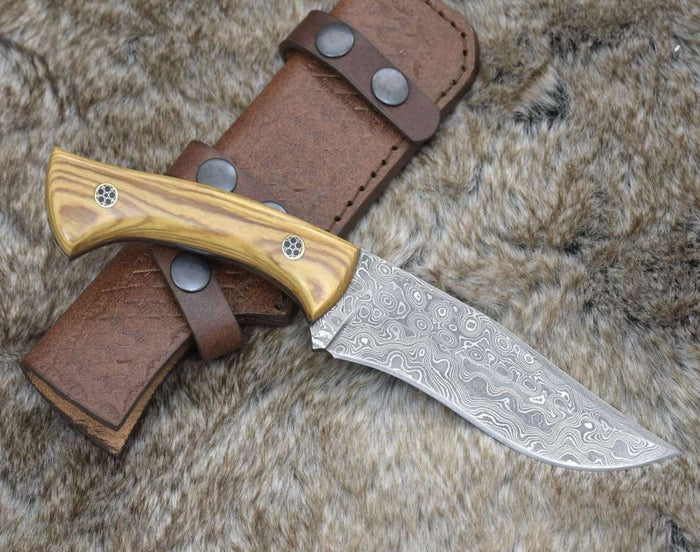 DAMASCUS Hunting KNIFE WITH EXOTIC OLIVE WOOD HANDL cskforged