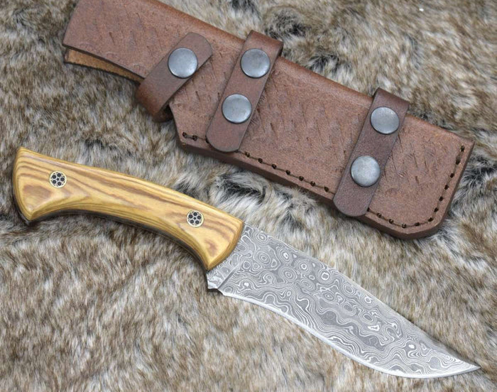 DAMASCUS Hunting KNIFE WITH EXOTIC OLIVE WOOD HANDL cskforged