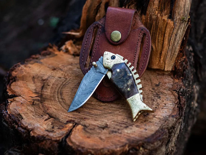 Damascus Steel Blade Fish Shape Pocket Folding knife cskforged