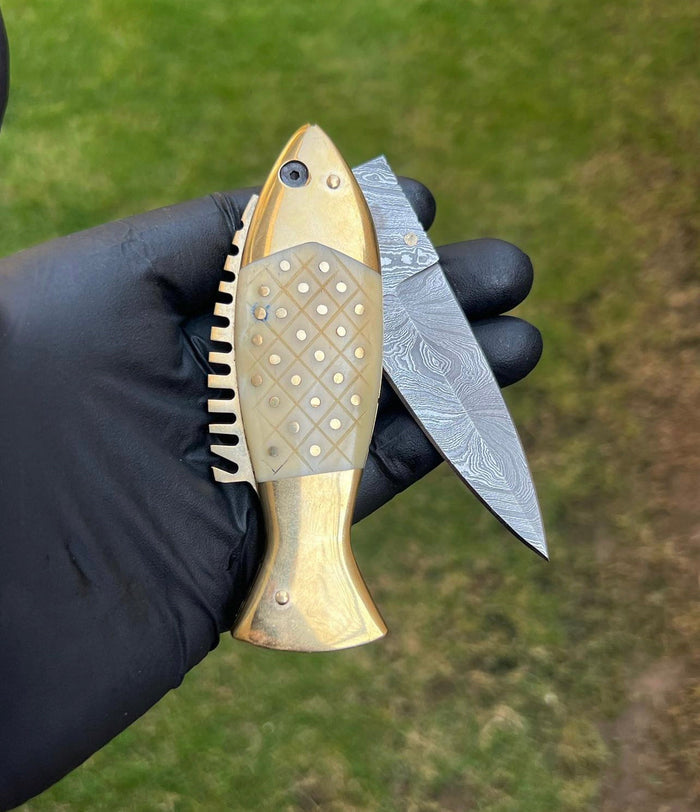 Damascus Steel Blade Fish Shape Pocket Folding knife cskforged