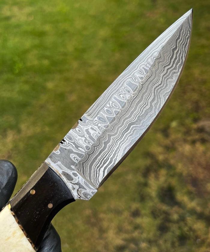 Damascus Steel Hunting Knife cskforged