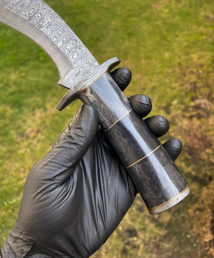 Damascus Steel Trailing Point Camping knife cskforged