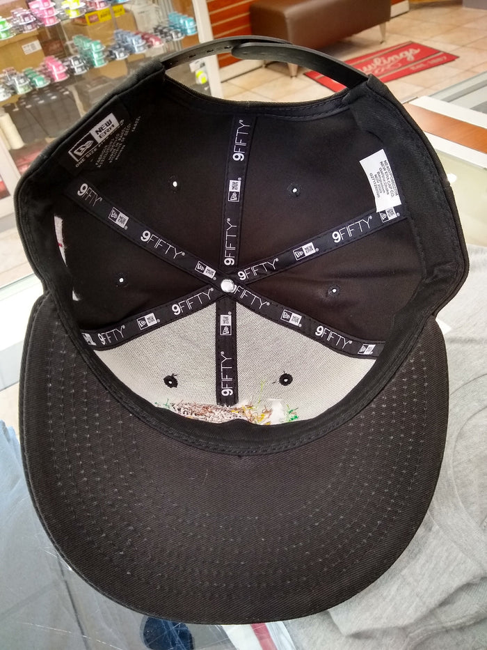 Embroidered Shield and flag SnapBack Mexico Black Hat Peligro Sports