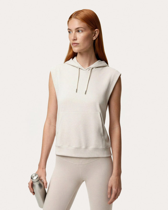 Felpa smanicata gilet panna con cappuccio e cordini