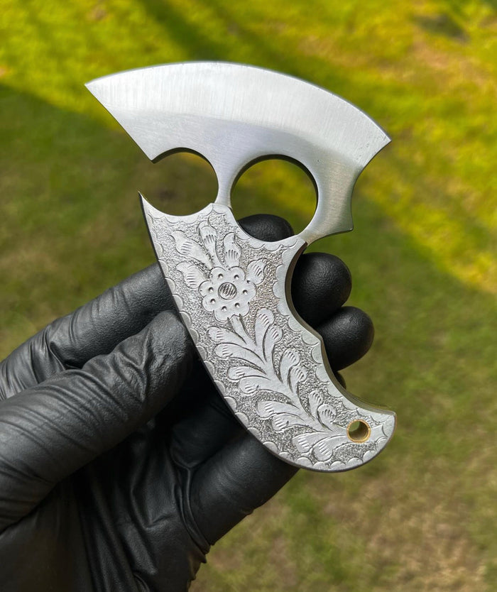 Finger hole Unique Handmade Made in Alaska Natural Caribou ULU Knife cskforged