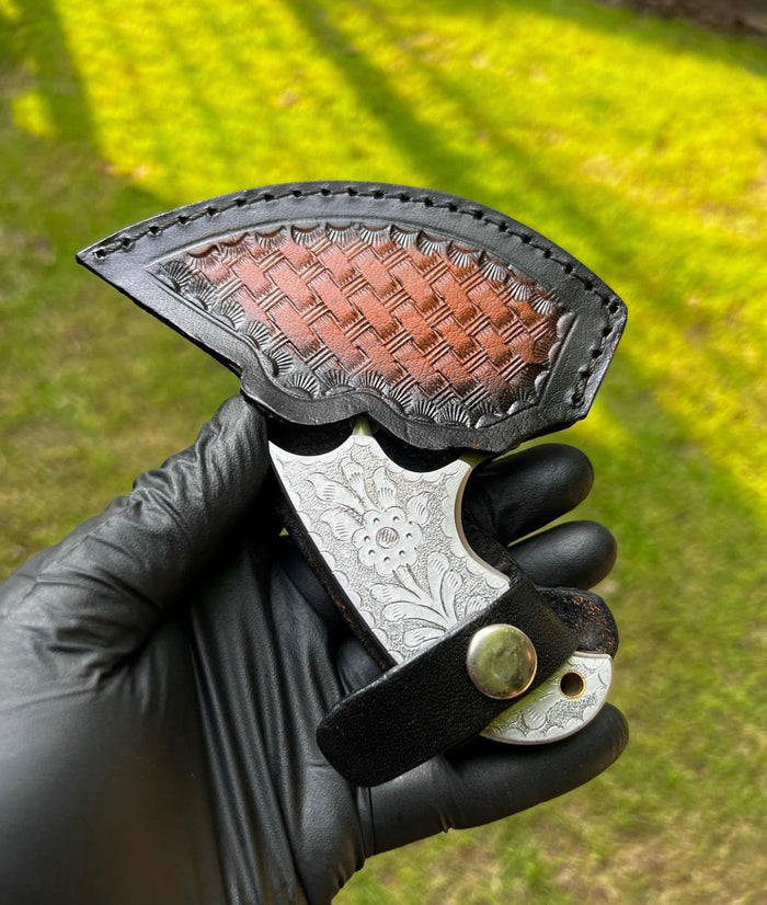 Finger hole Unique Handmade Made in Alaska Natural Caribou ULU Knife cskforged