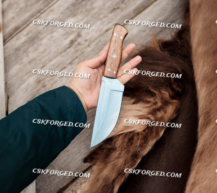 Frostfang Handmade Hunting Knife Walnut Wood Handle cskforged