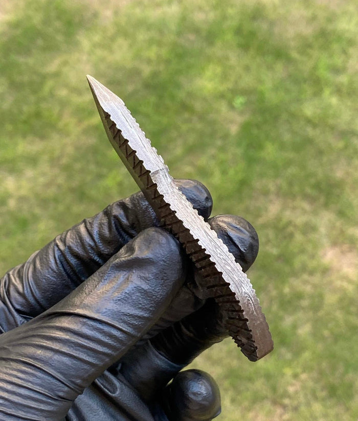 Full Tang Damascus knife cskforged
