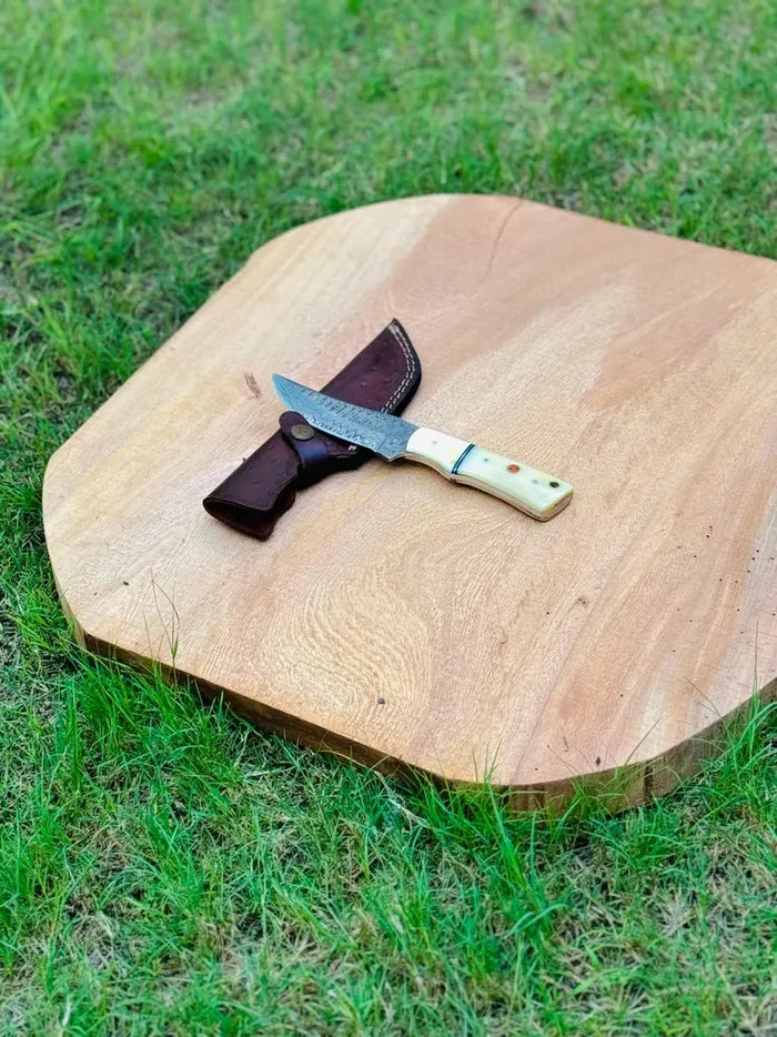 Hand-Forged Damascus Hunting Knives | Custom Handmade Blades for Outdoor Adventure cskforged