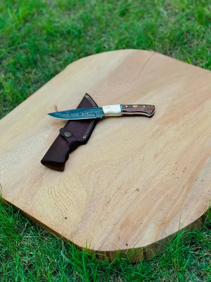 Hand-Forged Damascus Hunting Knives | Custom Handmade Blades for Outdoor Adventure cskforged