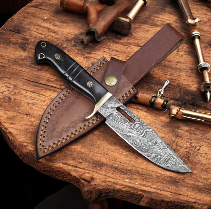 Hand Forged Damascus Steel Drop Point Hunter Knife cskforged