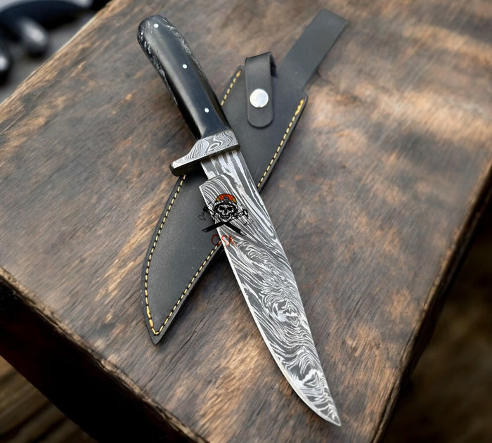 Hand-Forged Damascus Steel Hunting Knife – Full Tang Fixed Blade with Premium Sheath cskforged