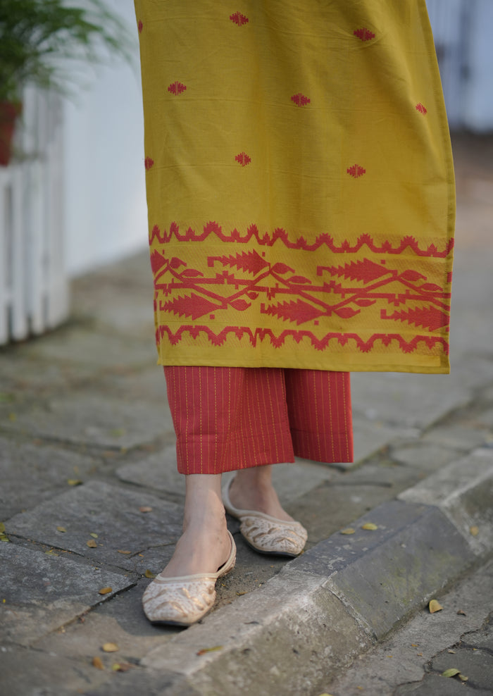 Handloom soft cotton Jamdhani kurti with bottom in mustard yellow shade MBS-773 **Ready to dispatch**