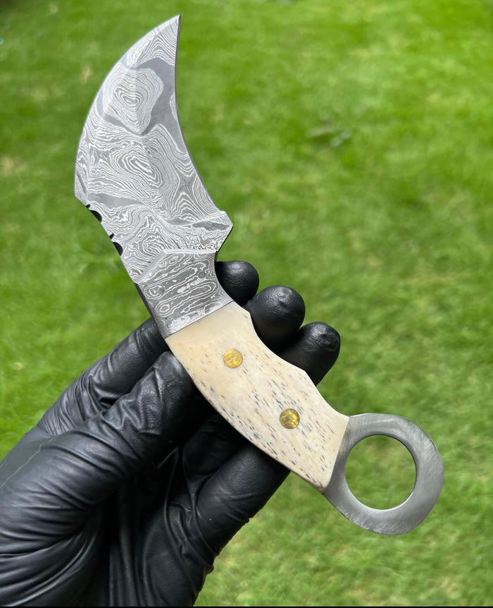 Handmade Damascus karambit knife cskforged