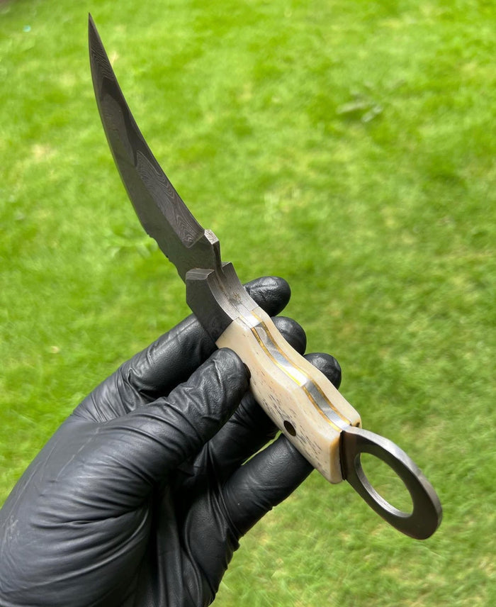 Handmade Damascus karambit knife cskforged