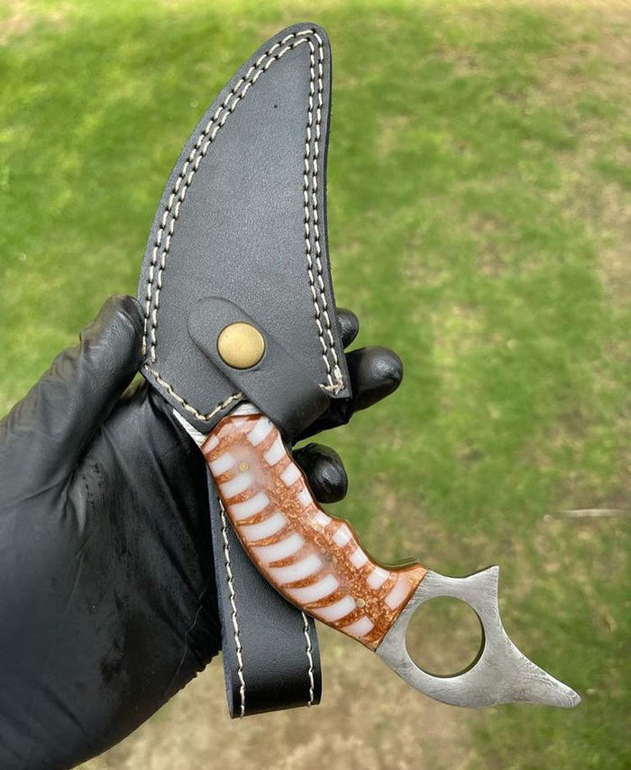 Handmade Damascus karambit knife cskforged