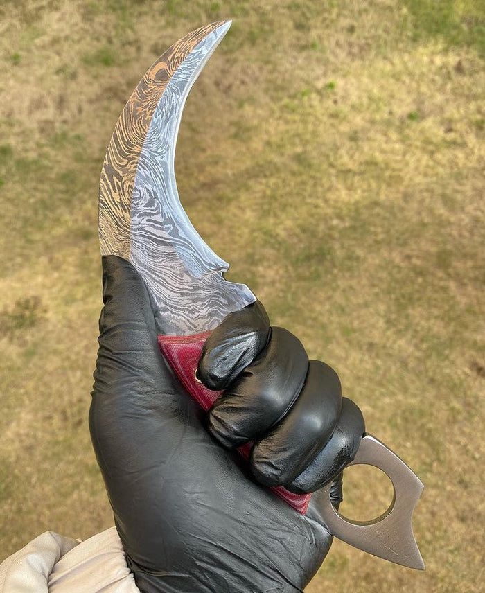 Handmade Damascus steel karambit knife cskforged