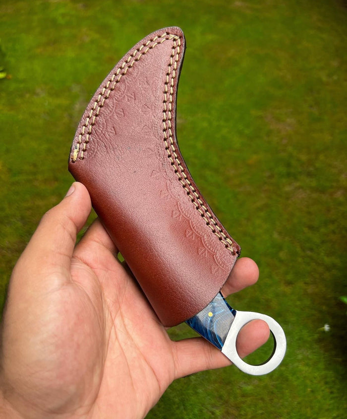 Handmade Damascus steel karambit knife cskforged