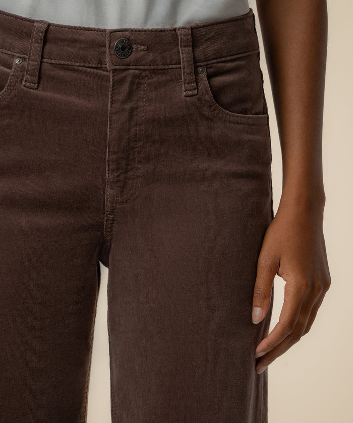 Jean Corduroy High Rise Wide Straight Leg in Mocha