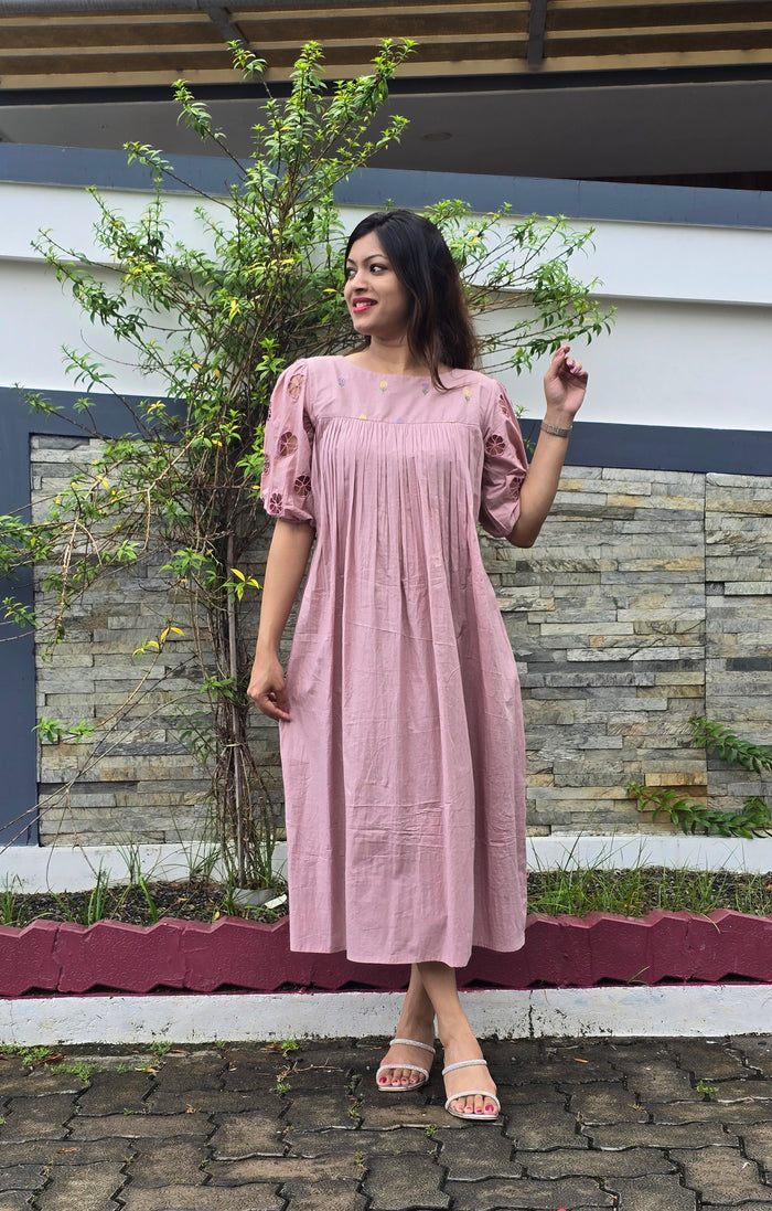 Mauve  shaded ultra soft mul cotton dress/kurti with cutworked sleeves and thread worked yoke MBS-420