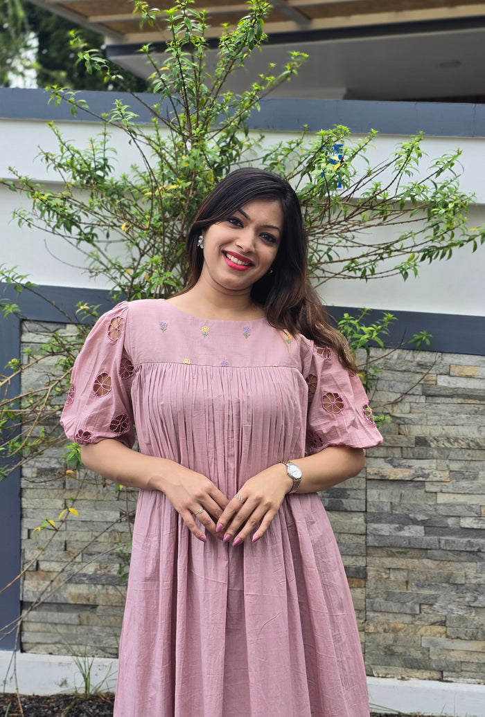 Mauve  shaded ultra soft mul cotton dress/kurti with cutworked sleeves and thread worked yoke MBS-420