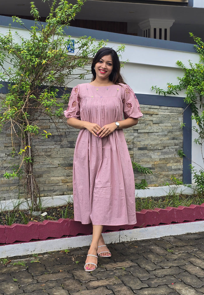 Mauve  shaded ultra soft mul cotton dress/kurti with cutworked sleeves and thread worked yoke MBS-420