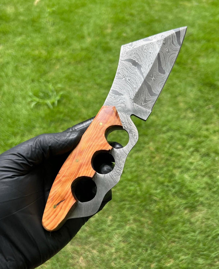 New Handmade Damascus Steel Knuckle Knife cskforged