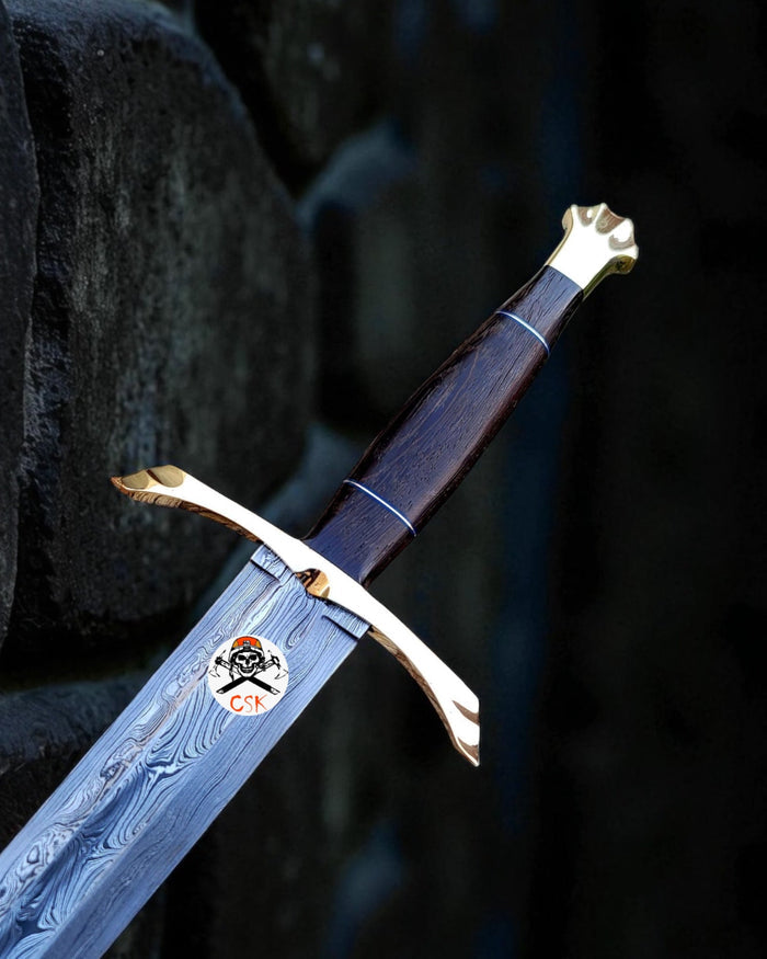 Obsidian Vow – Damascus Steel Warrior Sword with Brass Guard & Wooden Grip cskforged