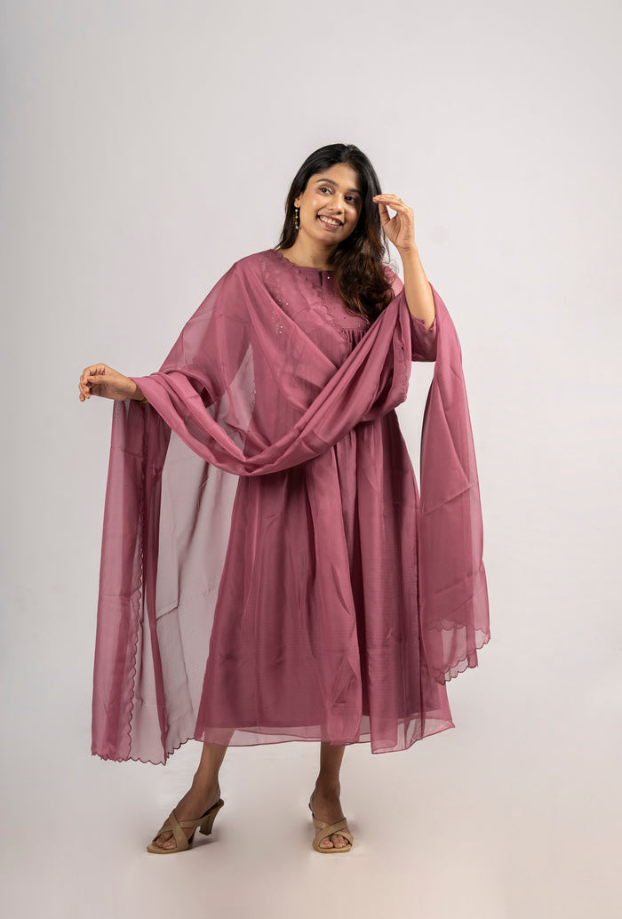 Onion pink shaded soft organza handworked kurti with scalloped dupatta MBS-265