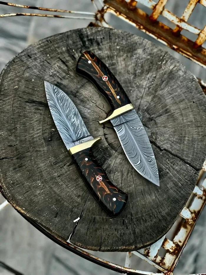 Pair of custom handmade damascus steel feather pattern hunting knives With leather sheath cskforged