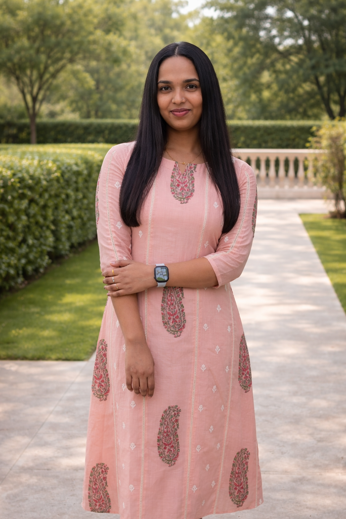 Peach shaded mul chanderi floral printed kurti with thread embroidery detailing MBS-855