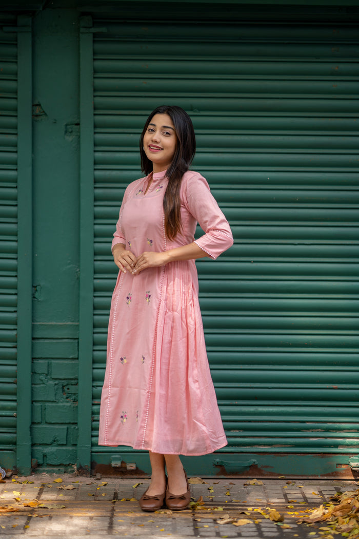 Pink shaded soft mul cotton kurti with floral embroidery deatilings along with side gathers MBS-531 **Ready to dispatch**